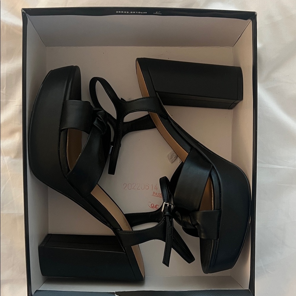 Marc Fisher Black Platform Heels